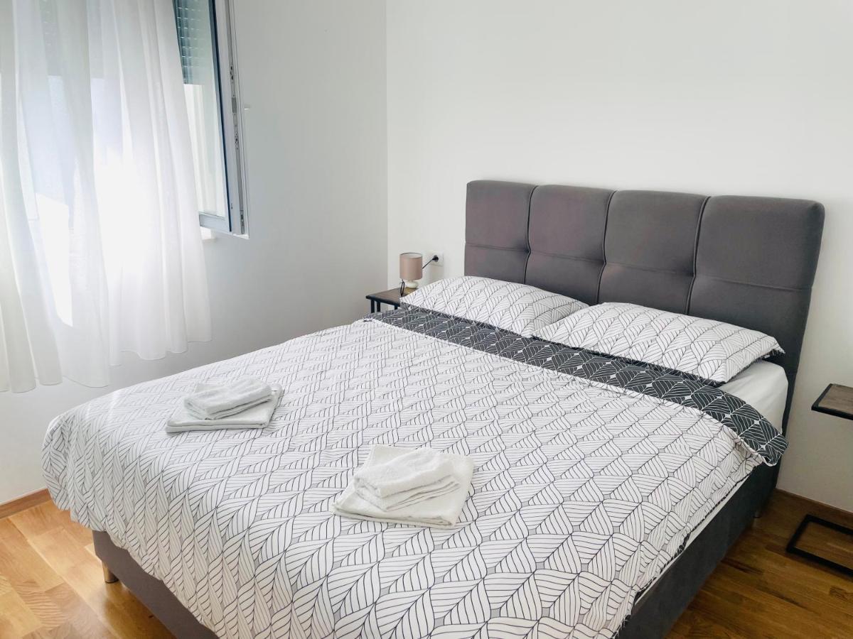 Apartment Diana Zara Parking Free Eksteriør billede